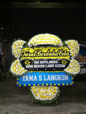 Papan Bunga Duka di Cengklong